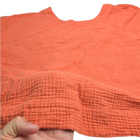 Madewell | Rose Textured Shirt with Square Back | Small - Picture 2 of 4